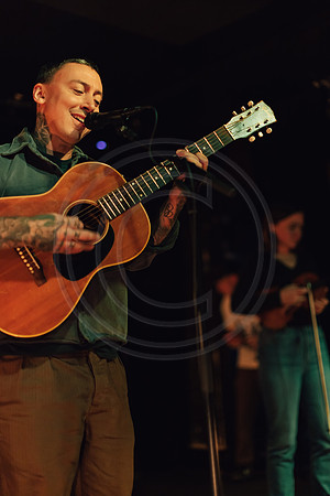 noah-gundersen-GrandRapids-5453