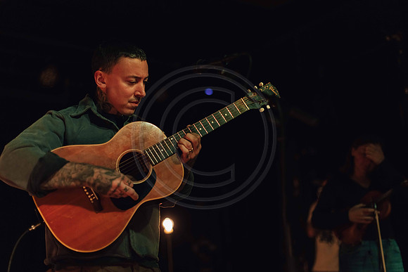 noah-gundersen-GrandRapids-5401